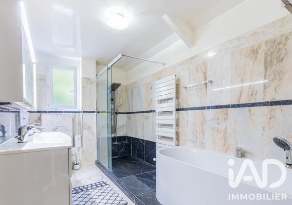 Maison à vendre 8 pièces 193 m² Savigny-sur-Orge