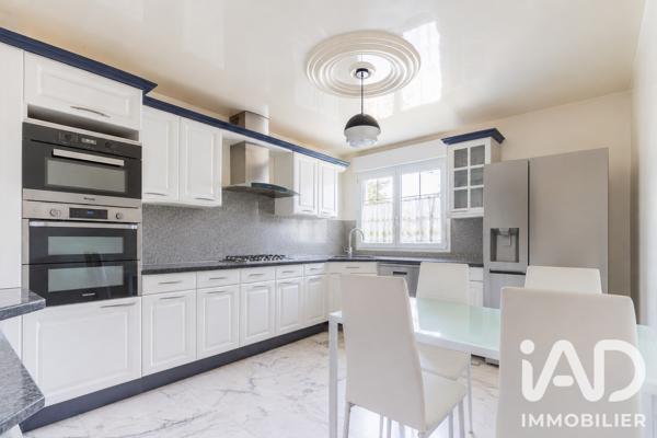 Maison à vendre 8 pièces 193 m² Savigny-sur-Orge