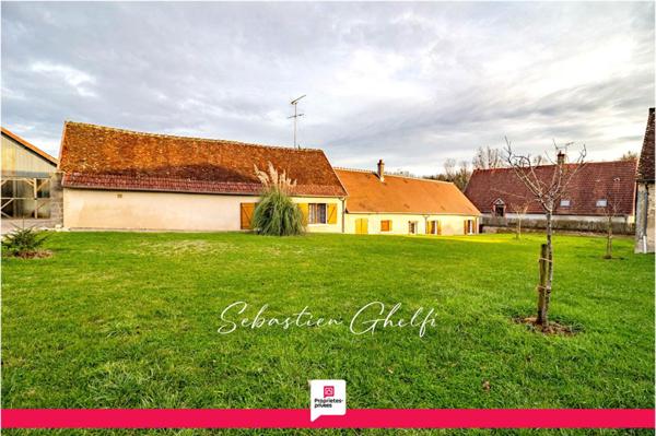 belle maison de plain-pied avec hangar et grand terrain