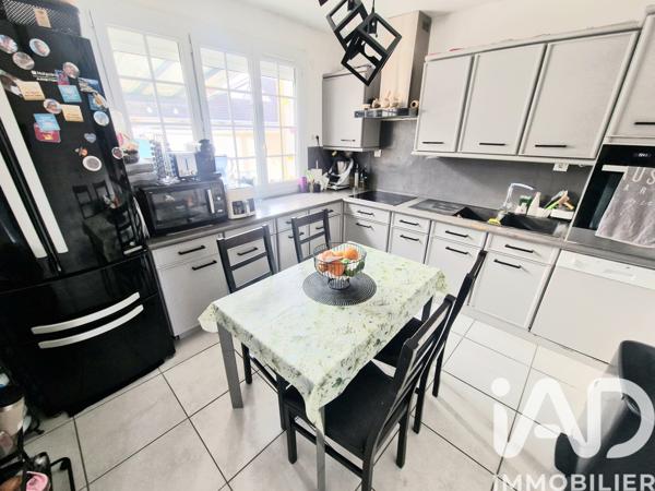 Maison à vendre 4 pièces 92 m² Nemours