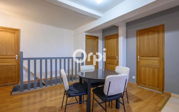 Maison à vendre    6 pièces • 160 m2 Raismes
