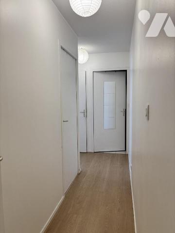 Petit collectif, agréable 3P avec terrasse