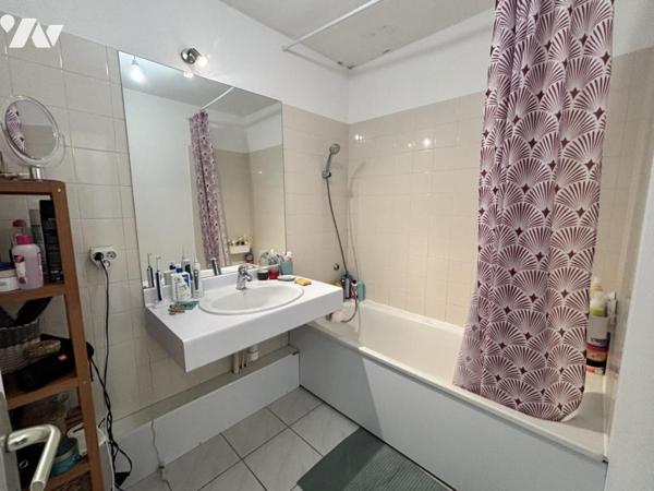 Petit collectif, agréable 3P avec terrasse