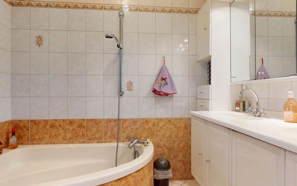 Appartement à vendre    3 pièces • 73 m2 Lyon 5