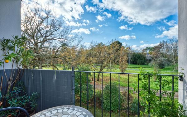 Appartement à vendre    3 pièces • 76,56 m2 Pessac