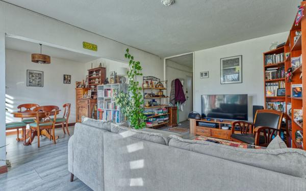 Appartement à vendre    3 pièces • 76,56 m2 Pessac
