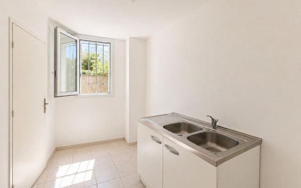 Appartement à vendre    5 pièces •  Miramas