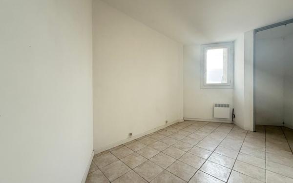 Appartement à vendre    5 pièces •  Miramas