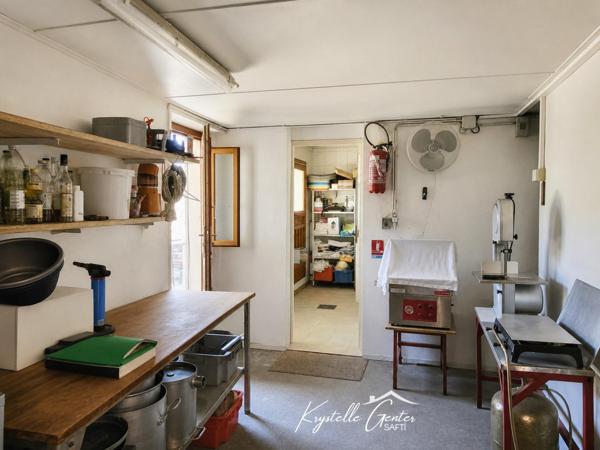 Maison 170 m² utiles, terrain arboré, dépendances