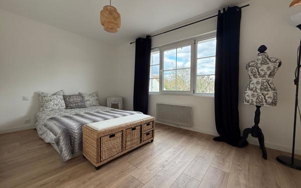 Maison à vendre    5 pièces • 122,25 m2 Noisy-le-Grand