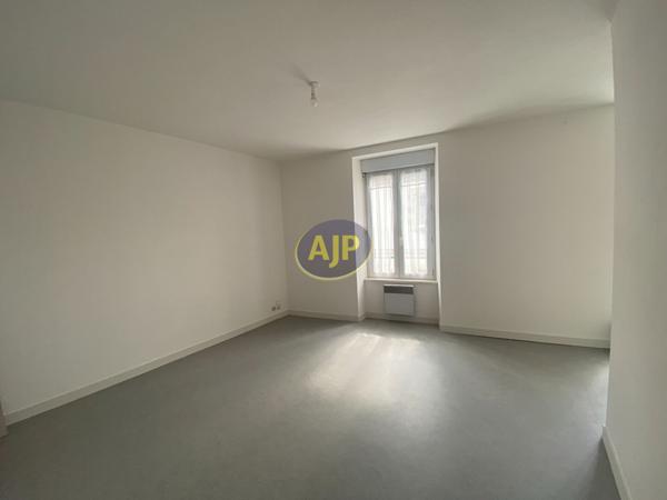 Location appartement Pontivy : 575 € - AJP Immobilier Pontivy