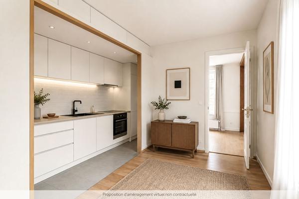 Appartement traversant - 3 pièces - 81,82 m² - Paris 4ème - PARIS