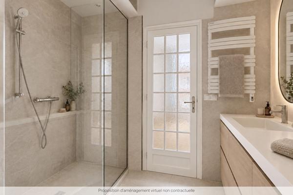 Appartement traversant - 3 pièces - 81,82 m² - Paris 4ème - PARIS
