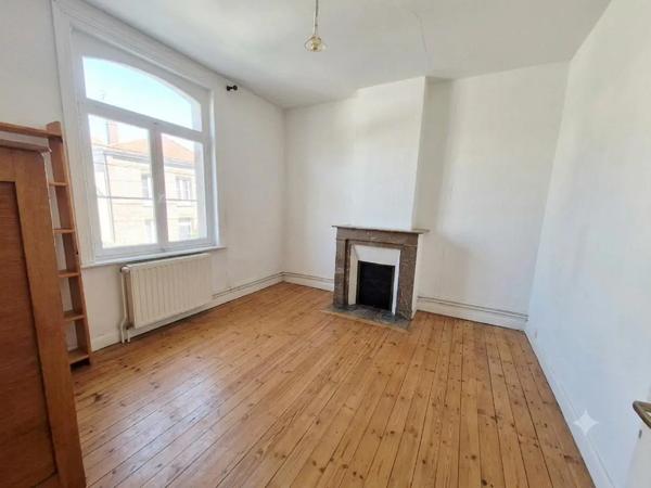 Maison à vendre 7 pièces 141m² Béthune (62400)