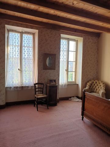 Achat maison Trèbes - 10 pièce(s) - 285 m² - 232 000 €