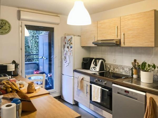 Appartement T3 avec terrasse dans résidence sécurisée/Talence