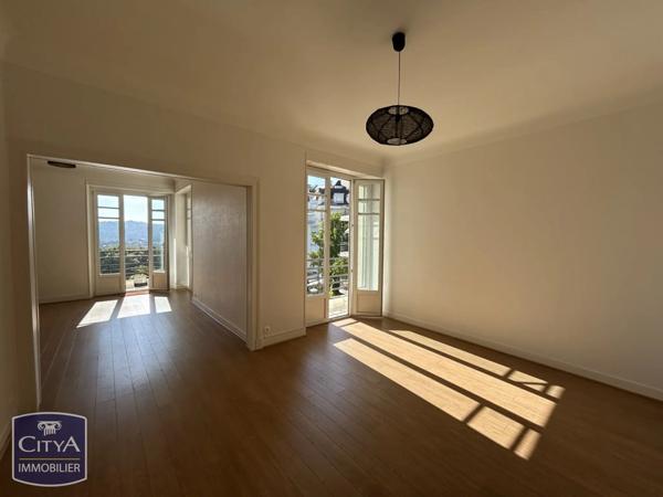 Appartement à vendre 5 pièces 144.78m² Pau (64000)