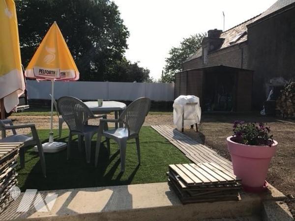 A VENDRE CAMORS Bourg- immeuble mixte à usage commercial et d'habitation - pour investisseurs