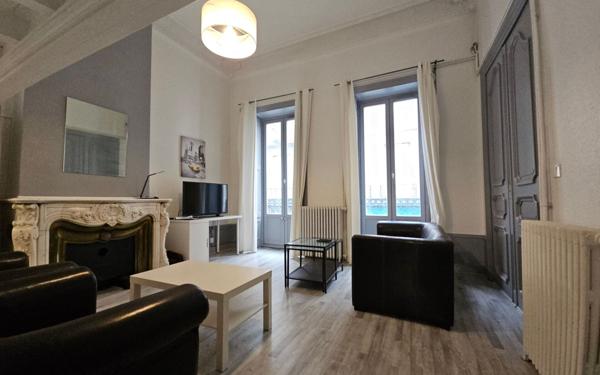 Appartement à vendre    3 pièces • 78,26 m2 Saint-Étienne