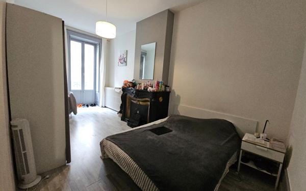 Appartement à vendre    3 pièces • 78,26 m2 Saint-Étienne