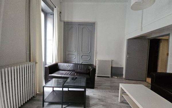 Appartement à vendre    3 pièces • 78,26 m2 Saint-Étienne