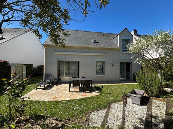 Maison Orvault 5 pièces 118 m2 garage et jardin
