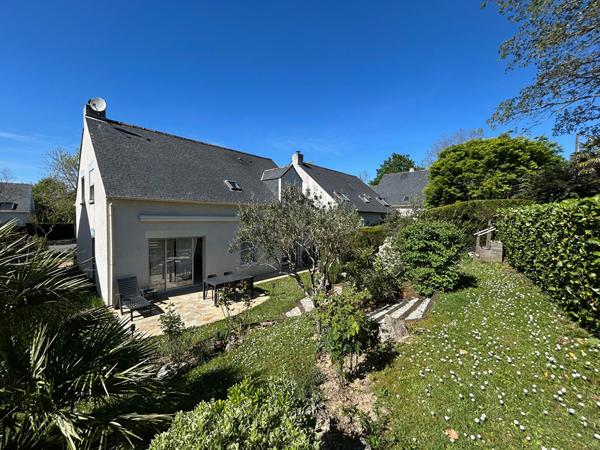 Maison Orvault 5 pièces 118 m2 garage et jardin