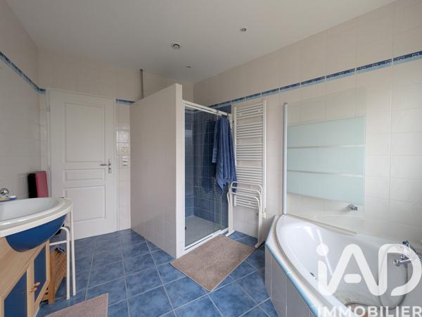 Maison à vendre 10 pièces 300 m² Puygouzon