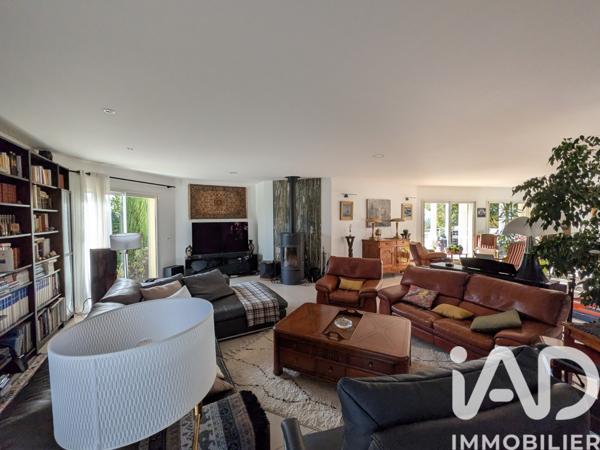 Maison à vendre 10 pièces 300 m² Puygouzon