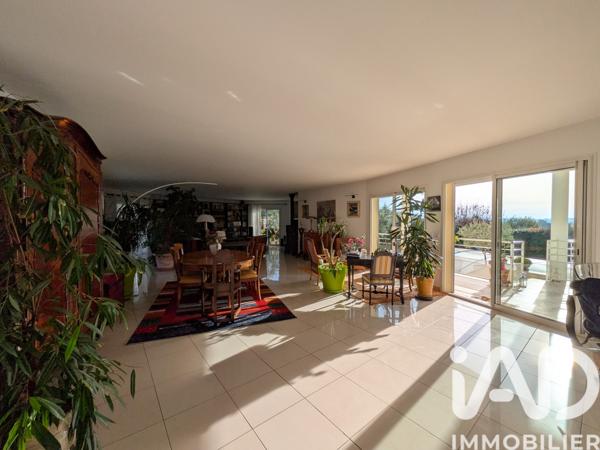 Maison à vendre 10 pièces 300 m² Puygouzon