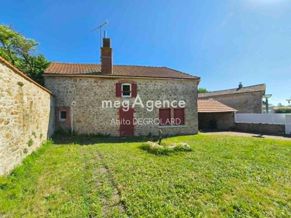 Maison à LA CHAIZE-LE-VICOMTE, 85310 - 4 pièces 114m²