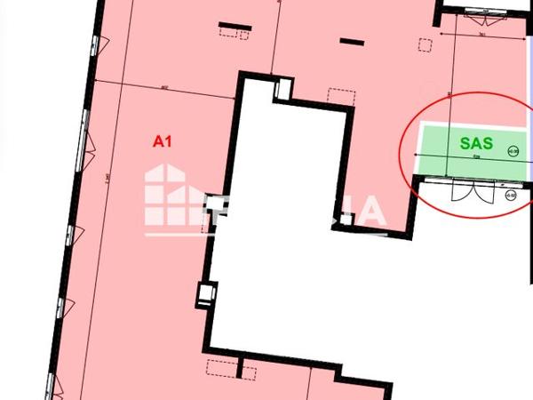 Location Local commercial 3 pièces 264.1 m² - 11-15 chemin Notre-Dame de la Consolation Marseille 13013