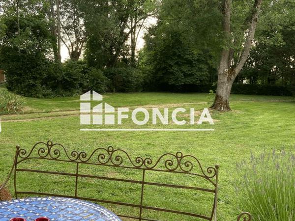 À vendre Maison 7 pièces 211 m² - La Crèche 79260