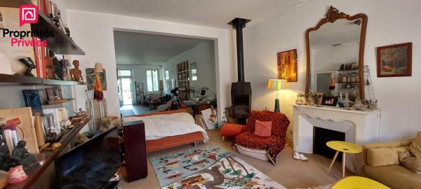 Maison  de caractère  de 185 m²  au coeur du Mas d'Agenais - volumes rares, 2 suites parentales et garage