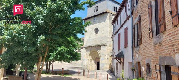Maison  de caractère  de 185 m²  au coeur du Mas d'Agenais - volumes rares, 2 suites parentales et garage