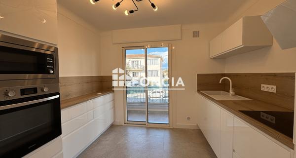 À vendre Appartement 4 pièces 83 m² - Fréjus 83600