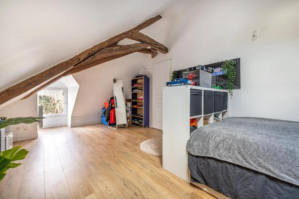 APPARTEMENT F4 centre ville toutes commodités