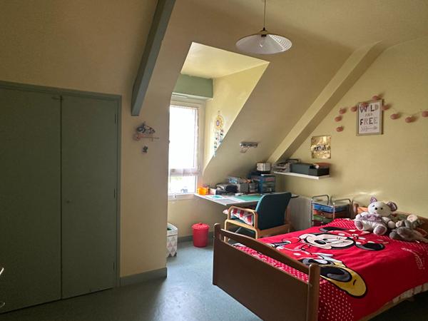 Belle artisanale, bien entretenue, excellent emplacement à Questembert !