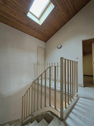 Maison d'architecte avec piscine et deux studios loués