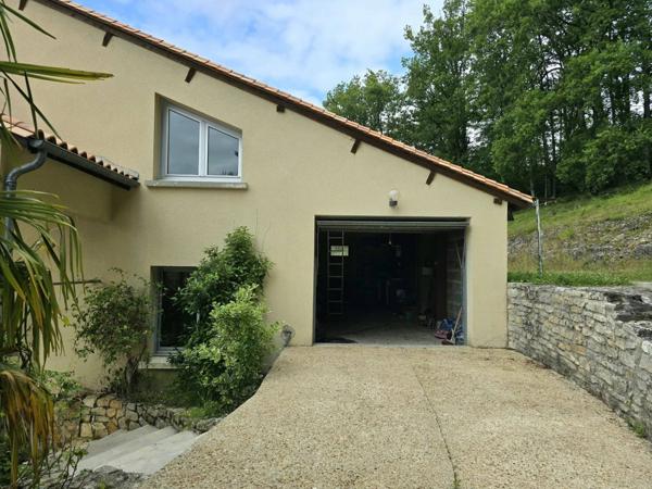 Maison d'architecte avec piscine et deux studios loués