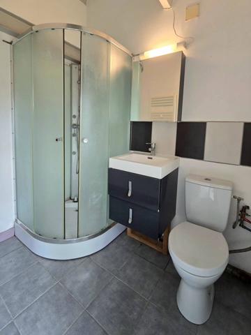 Maison d'architecte avec piscine et deux studios loués