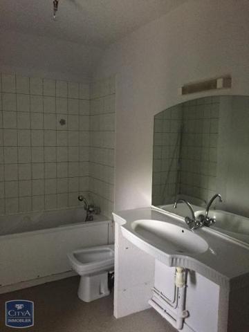 Maison à louer 3 pièces 84.82m² Sorges et Ligueux en Périgord (24420)