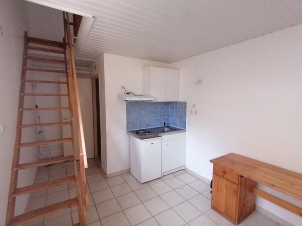 Carmaux centre ville, 2 immeubles de rapport de 345 m²