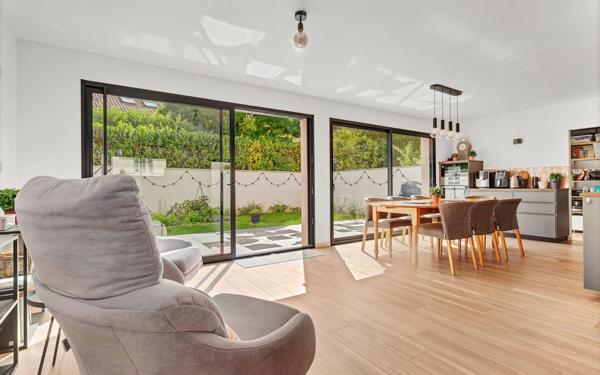 Maison à vendre    6 pièces • 128,55 m2 Fresnes