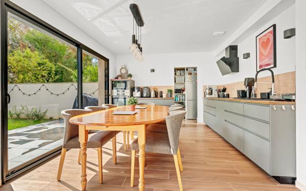 Maison à vendre    6 pièces • 128,55 m2 Fresnes