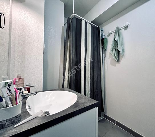 Studette Etudiant La joliette Marseille 2ème 22 m²