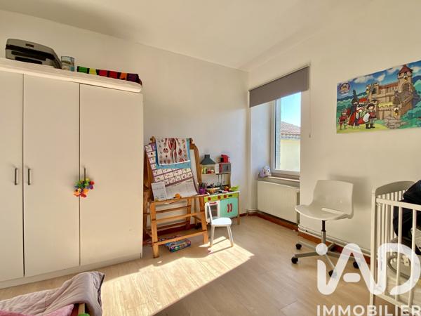 Maison à vendre 6 pièces 190 m² Saint-Pierre-du-Chemin