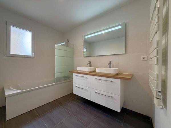 Maison Chateaugiron 6 pièces 128 m2