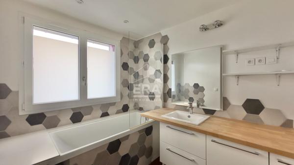 MAISON 7 PIÈCES 146M2 À ATHIS MONS, CALME ET ÉNERGIE SOLAIRE