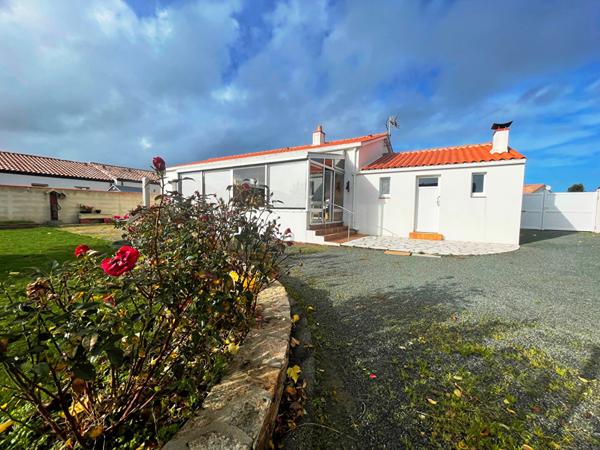 Maison L'aiguillon Sur Vie 118m² + dépendances